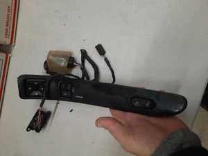 1993-1996 Lincoln Mark VIII power mirror, door lock & drivers seat memory switch - Bild 1 von 2