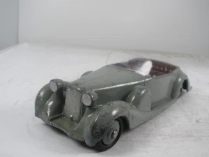 Made in England Dinky Toys Lagonda #38c 1939 touring car EXCELLENT - Picture 1 of 11