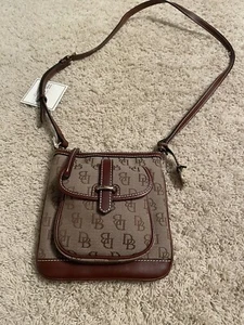 DOONEY & BOURKE Brown Logo Letter Carrier Jacquard Signature Crossbody Bag NWT - Picture 1 of 14