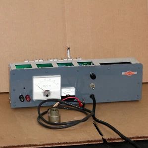 RARE COLLINS RADIO IOWA US MILITARY BENCH TESTING POWER SUPPLY 27.5 VOLTS - Afbeelding 1 van 7