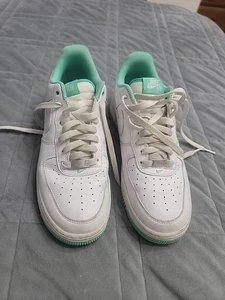 Nike Air Force 1 07 White Light Menta Mint Green Shoe Sneakers Mens 10 US - Picture 1 of 13