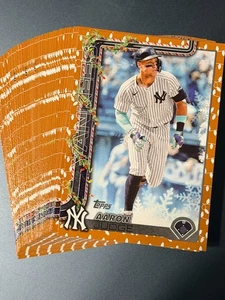 2025 Topps Holiday Baseball Gold Holiday Lights Pick Your Card FREE SHIPPING - Picture 1 of 1