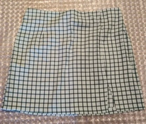 Wild Fable Size Girls 16 Greens w/White Checks Skirt 4 1/2" Slit in Front - Picture 1 of 3