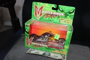 Toy Zone-2006 - Martin Bros. Purple Gangsta Chopper-1:18 Scale-Very Hard To Find - Picture 1 of 2