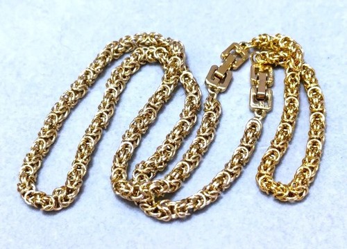 Collana e bracciale Givenchy in oro a 3 vie 41030