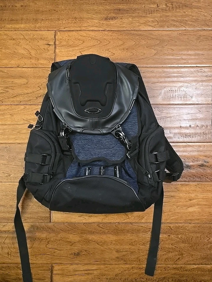 Mochila táctica Oakley Kitchen Frek 2019 Foto 1 de 4