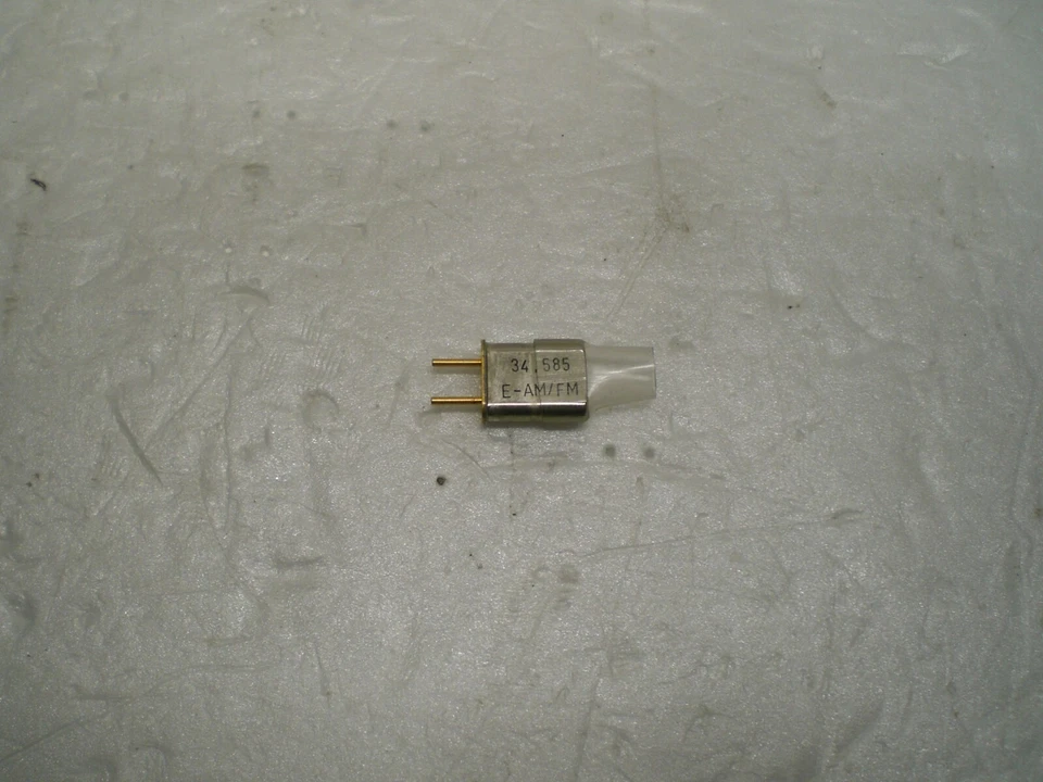 Multiplex Empfängerquarz  AM/FM  35Mhz, Kanal  64  34.585 - Bild 1 von 2