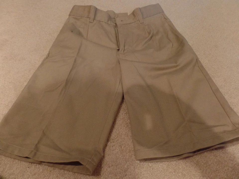 Meninos, Jeans Arizona, Shorts Uniforme Escolar, Tamanho: 10, Plissado, Cáqui, Novo com etiquetas - Imagem 1 de 4