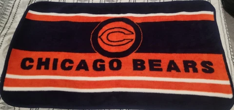 Vintage 60 x 33 in Chicago Bears Throw Blanket Cover
