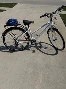 Infinity Shimano Bicycle. Gently Used. Includes Kryptonite Lock. - Picture 1 of 8