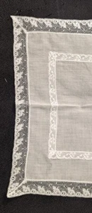 Vintage Dainty white handkerchief w white lace edging LACY EDGE wedding hankie - Picture 1 of 5