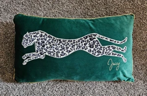 Juicy Couture Gepard auf grünem Samt Luxus dekoratives Dekokissen 14" x 24" - Bild 1 von 4