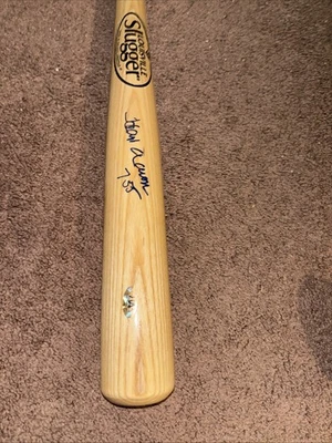 Murciélago Louisville 755 firmado por Hank Aaron con pegatina Jsa completa Foto 1 de 4