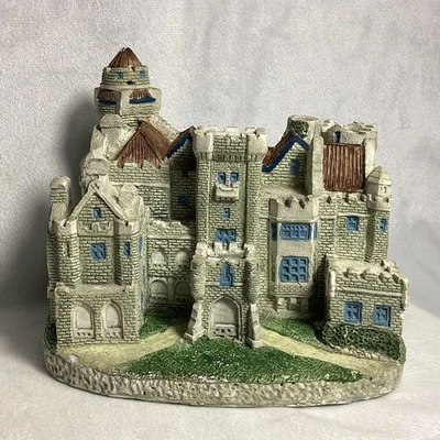 Casa Loma Castle Toronto Figurine Irwin Specialties - Image 1 of 4