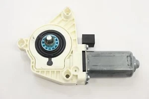 2019 - 2021 VOLKSWAGEN JETTA FRONT RIGHT DOOR POWER WINDOW MOTOR OEM 5Q4959802B - Picture 1 of 10