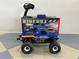 Traxxas BL-2s Bigfoot F-150 R/C RTR 4WD Brushless RC Remote Monster Truck - Picture 1 of 6