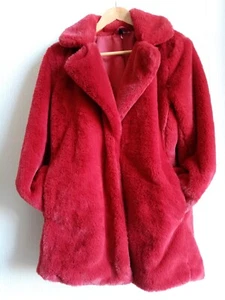 H&M Ladies Red Faux Fur Fluffy Coat Size Small with pockets RRP 64.99 FESTIVAL - Picture 1 of 16