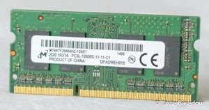Micron MT4KTF25664HZ-1G6E1 - 1 x 2 GB SO-DIMM, DDR3L PC3L 12800S - Foto 1 di 2