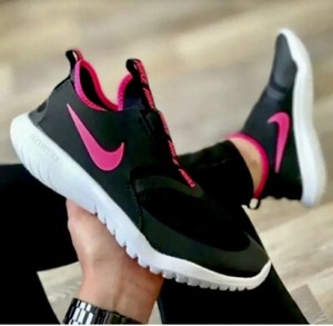 nike flex womens pink