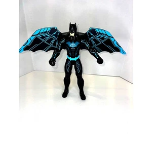 Batman Bat-Tech 12" Deluxe Actionfigur Expanding Wings DC Comics - Bild 1 von 7