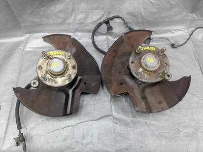 2004-2005 Mazda Miata Front Spindle Hub Knuckle Pair Left & Right 04-05 01NB22A - Image 1 of 4