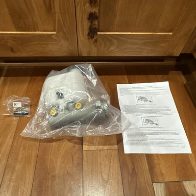 Cilindro maestro de freno trasero 18M391486 AC Delco para Chevy Chevrolet Tahoe Yukon XL Foto 1 de 4