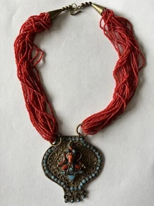 Tibetische Figur Messing Koralle & Türkis Vintage Halskette mehrere rote Stränge - Bild 1 von 12