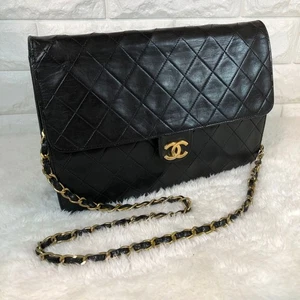 Borsa a tracolla Chanel Matelasse catena Coco Mark pelle di agnello nera rossa moda usata - Foto 1 di 12