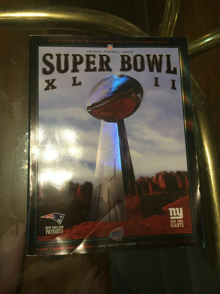 Superbowl XLII NEW Game Program NY GIANTS NE PATRIOTS NFL - Image 1 of 3