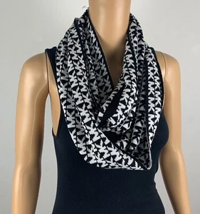 Neu Michael Kors Damen MK Logo Infinity Loop Schal schwarz weiß $ 58 Größe 0/S - Bild 1 von 6