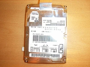 40 GB IDE Fujitsu Internal 2.5" MHT2040AH - Bild 1 von 3