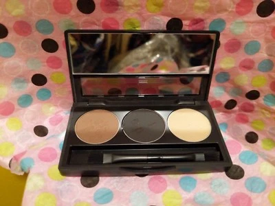 BeautiControl Brow Kit Black/ Brown Brand New 14363 - Image 1 of 4
