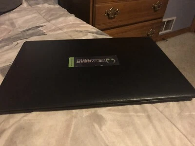 Computadora portátil Foto 1 de 4