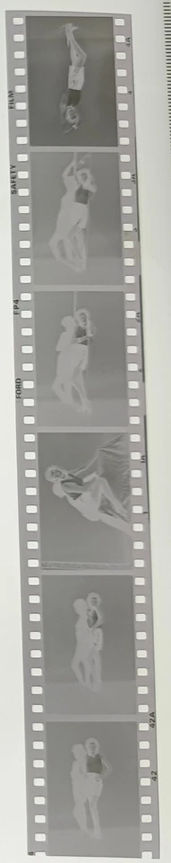 6 negatives pretty young woman black 24x35mm by professional photographer abx-hk10-1 - Image 1 of 1