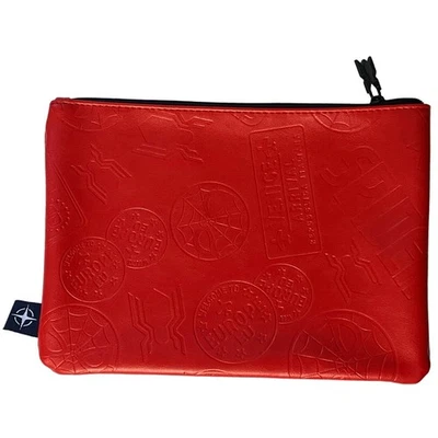 Bolsa de viaje Marvel Spiderman Lejos de casa edición limitada roja grabada 9x7 Foto 1 de 4