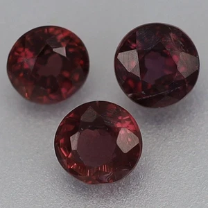 Lote de 3 piezas 0,55 quilates 3x3x3,1 x 3,1 mm redondo natural térmico púrpura zafiro rojo, Songea - Imagen 1 de 4