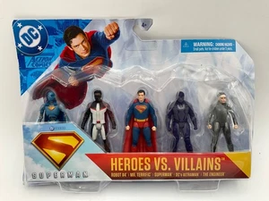 DC Comics, Superman Heroes Vs. Villains Confezione da 5, Modellino da 3 Pollici, Stilizzato S - Foto 1 di 6