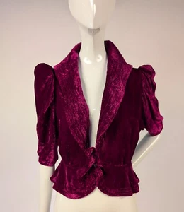 1930’S MAGENTA VELVET CROP JACKET W TURNED OVER COLLAR - Picture 1 of 3