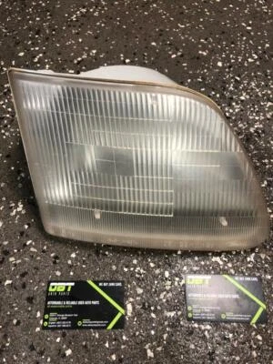 97 98 99 00 01 02 03 FORD TRUCK F150 RH PASSENGER HEADLIGHT LAMP OEM A - Image 1 of 3