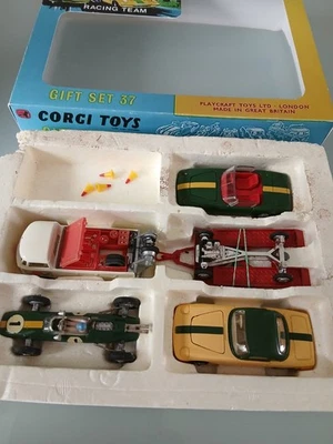 Corgi Set de Regalo 37 LOTUS Racing Team Set de Regalo - Original Interior y Repro Caja Exterior Foto 1 de 4