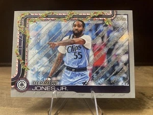 2025-26 Topps Holiday #H117 Derrick Jones Jr. Glitter Holiday-11125 - Picture 1 of 2