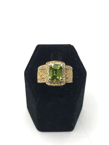 EPIC DEAL! HURRY & BID BEFORE ITS TO LATE!! 10K RING SIZE 7 WEIGHING 5.8GS!!! - Picture 1 of 5