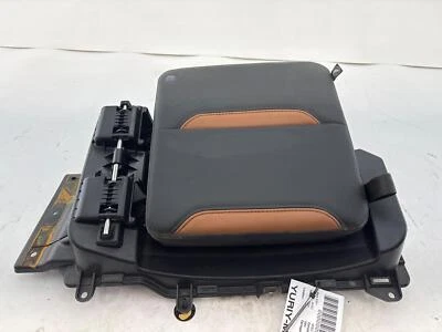 Оригинальное правое заднее сиденье отсек для хранения дверь 2024 Gmc Sierra 1500 At4 - Изображение 1 из 4