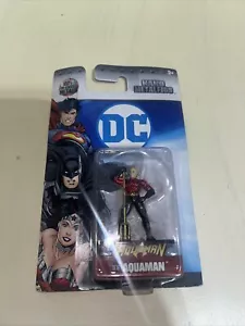 JADA TOYS NANO METALFIGS DC AQUAMAN DIECAST DC46 RED & BLACK COSTUME - Picture 1 of 2