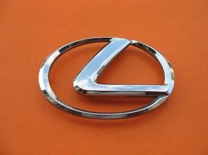 92 93 94 95 96 LEXUS ES300 REAR CENTER CHROME EMBLEM LOGO BADGE SIGN SYMBOL #1 - Picture 1 of 3