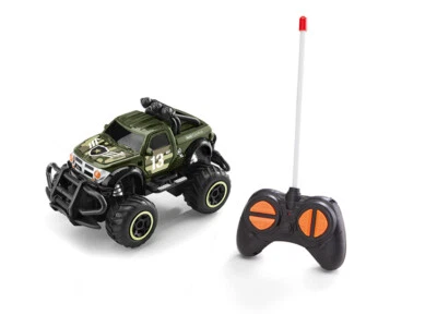 Auto Field Hunter RC Funkgesteuerte Revell - Bild 1 von 4