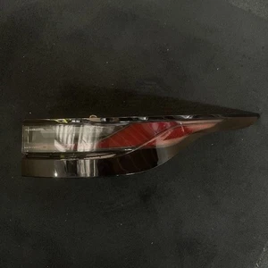 Land Rover Evoque Right OEM Tail Lamp 24-25 Passenger Side Led Light R8D213404BC - Foto 1 di 12