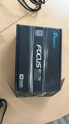 Seasonic FOCUS SPX-750W 80 Plus Platinum Power Supply ITX small form factor - Image 1 of 4