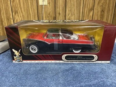 Road Signature 1/18 1955 Ford Fairlane Crown Victoria - New In Box - Image 1 of 4
