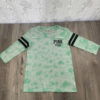 Camisa Rosa Victoria Secret Campus Rayas Jersey Manga 3/4 Tie Dye Talla Mediana Foto 1 de 4